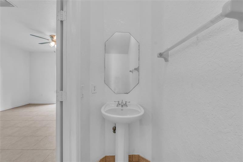 Image 8 of 14 For 3664 29th Ct