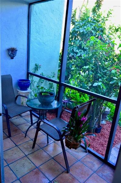 Image 12 of 23 For 5300 24th Ter  126c