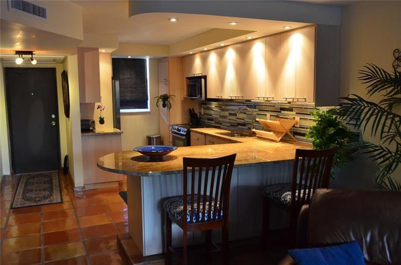 Image 3 of 23 For 5300 24th Ter  126c