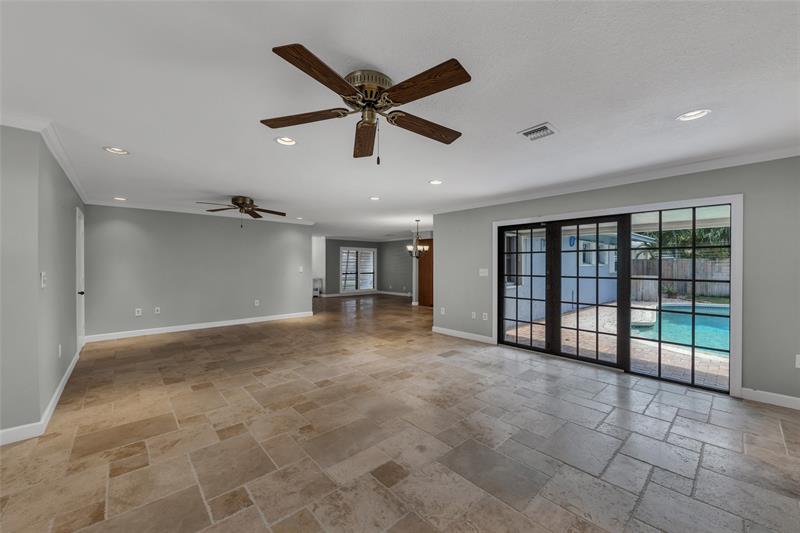 Image 14 of 41 For 2817 10th Ave