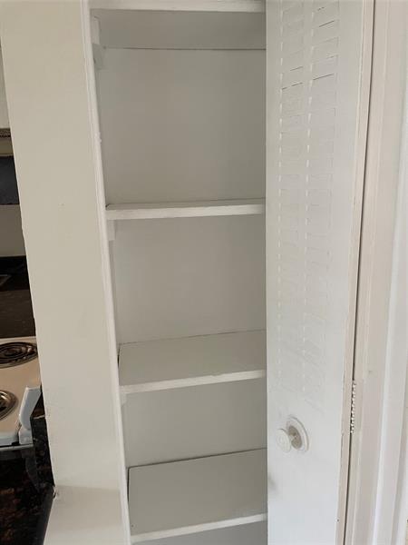 Image 7 of 22 For 5150 6 Av  132