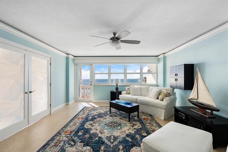 Image 22 of 59 For 2000 Ocean Dr  1810