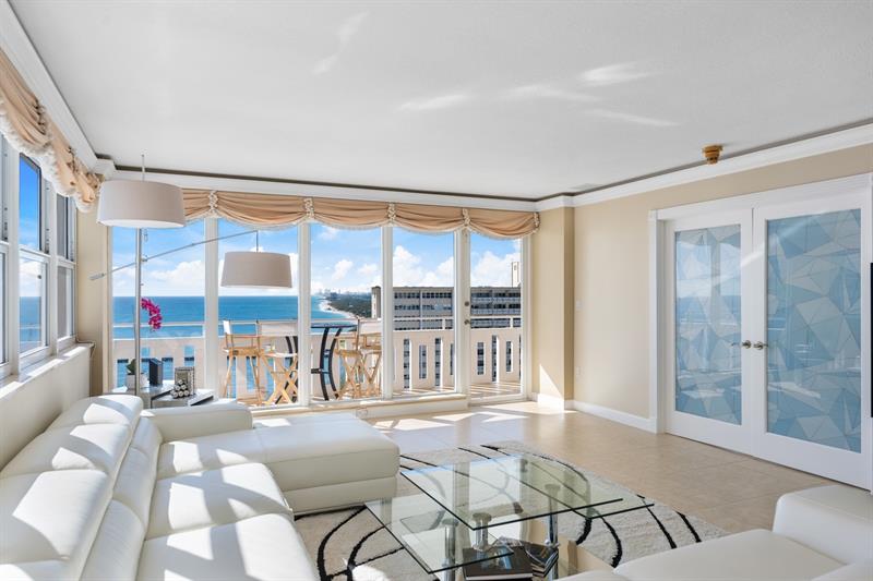 Image 24 of 59 For 2000 Ocean Dr  1810