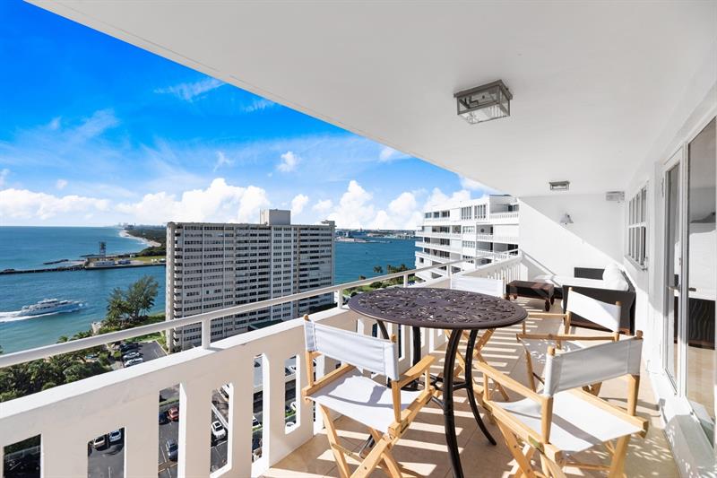 Image 37 of 59 For 2000 Ocean Dr  1810
