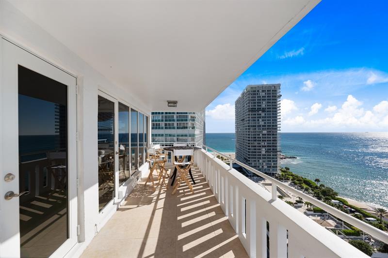 Image 41 of 59 For 2000 Ocean Dr  1810