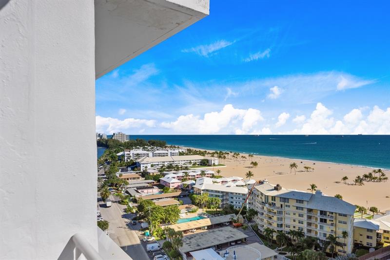 Image 45 of 59 For 2000 Ocean Dr  1810