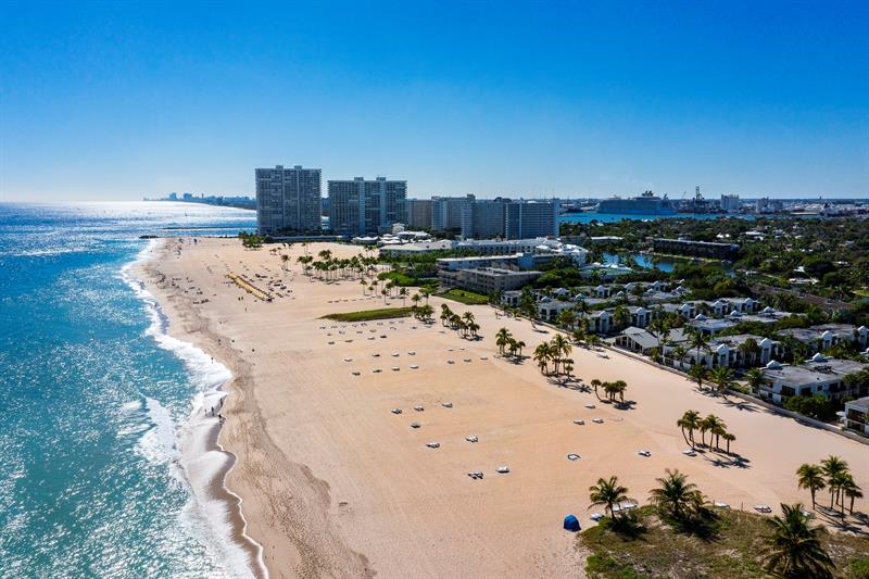 Image 52 of 59 For 2000 Ocean Dr  1810