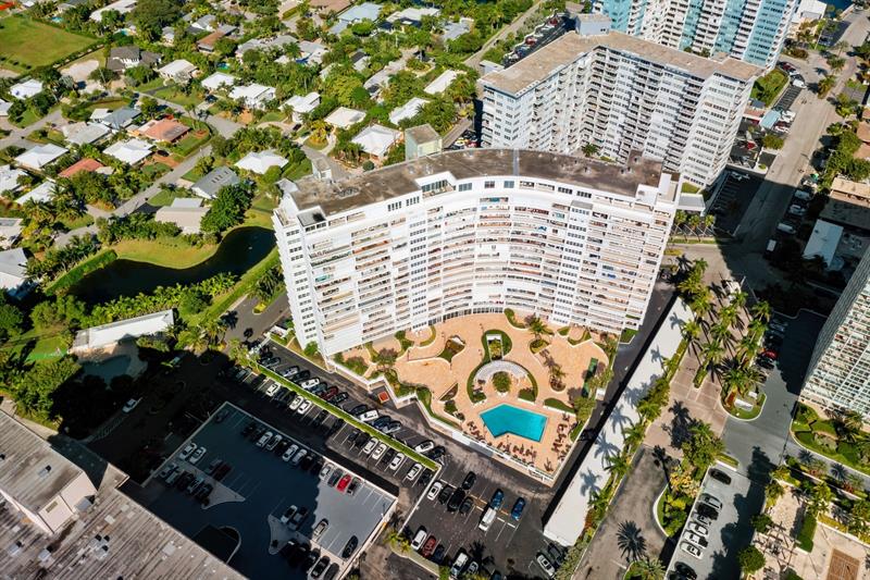 Image 57 of 59 For 2000 Ocean Dr  1810