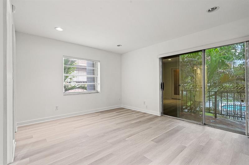 Image 6 of 35 For 9231 87 Av  C7