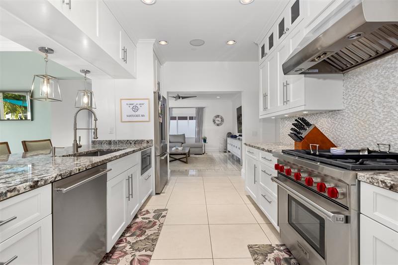 Image 10 of 36 For 2228 26th St