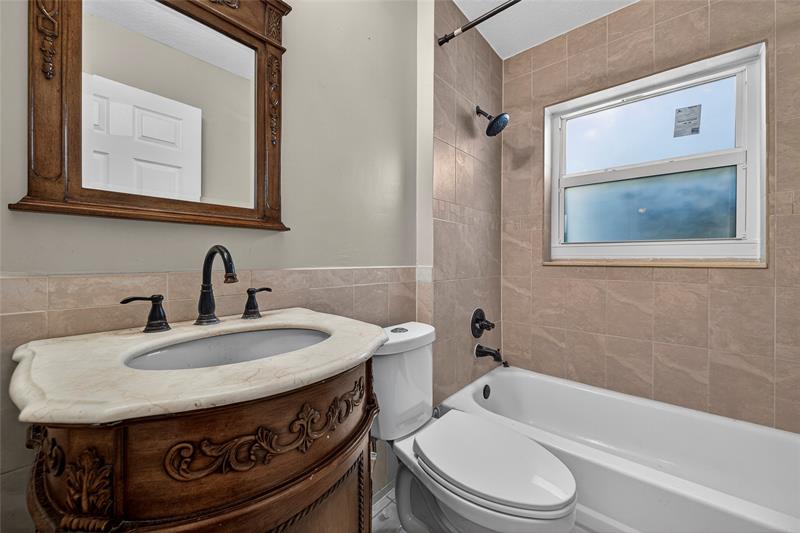 Image 11 of 51 For 85 Citrus Park Ln