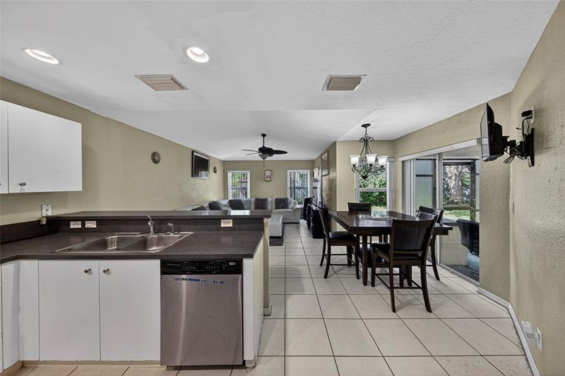 Image 14 of 51 For 85 Citrus Park Ln