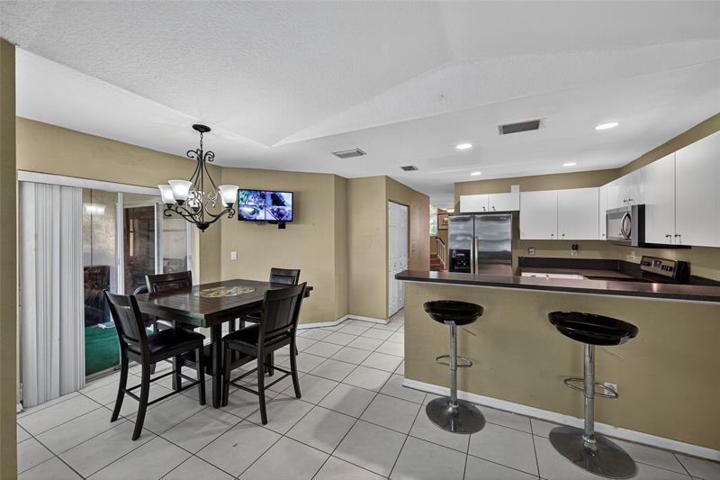 Image 17 of 51 For 85 Citrus Park Ln