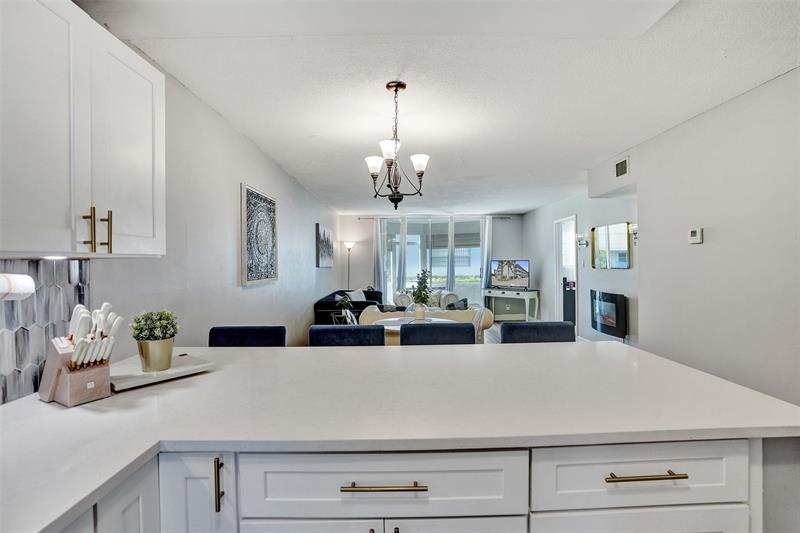Image 15 of 49 For 400 10th St  117