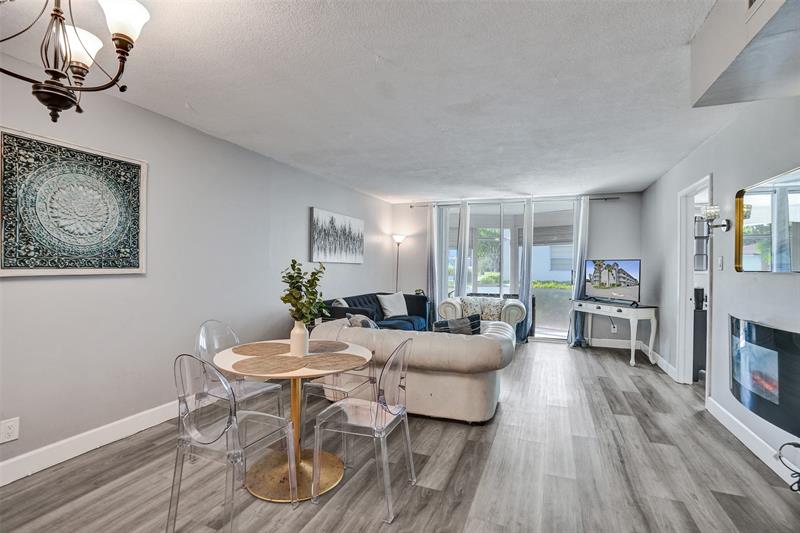 Image 16 of 49 For 400 10th St  117