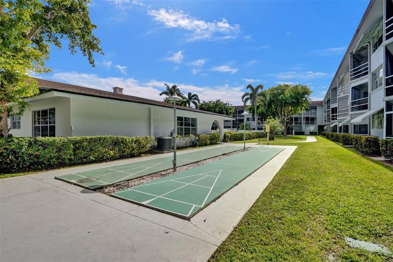 Image 47 of 49 For 400 10th St  117