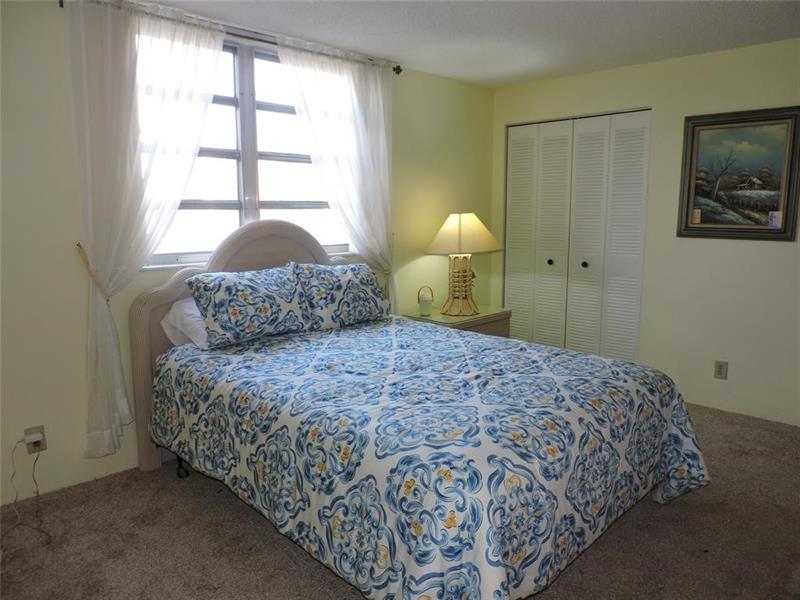 Image 10 of 18 For 441 3rd St  307