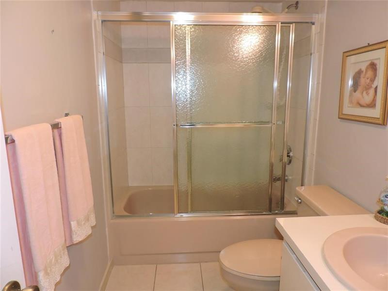 Image 17 of 18 For 441 3rd St  307