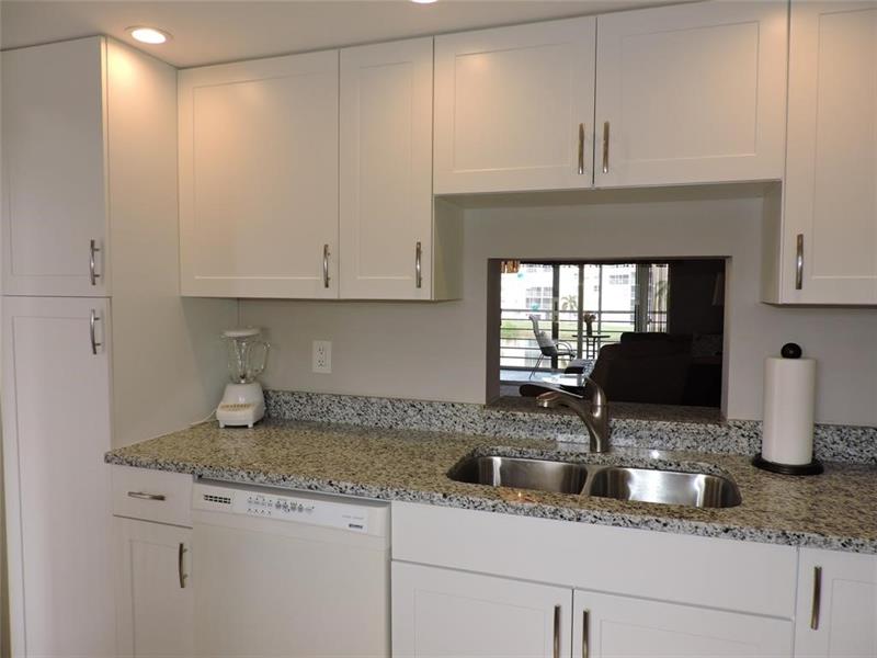 Image 8 of 18 For 441 3rd St  307