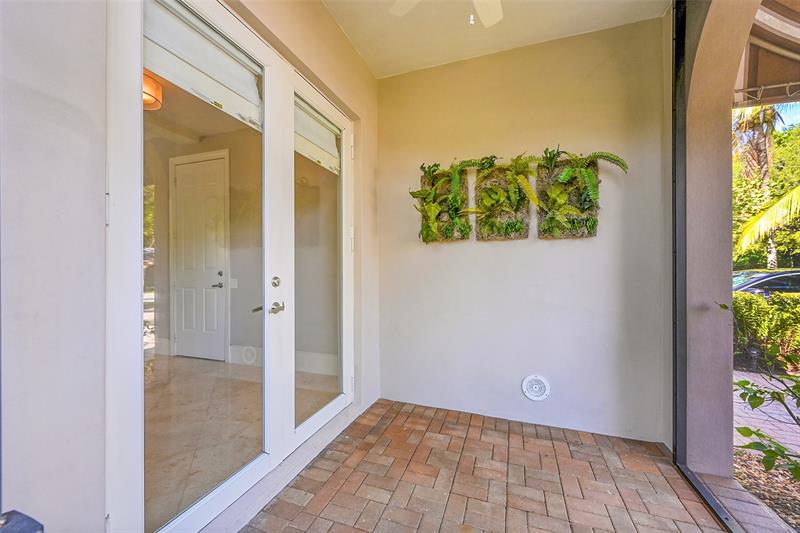 Image 41 of 55 For 704 16th St  