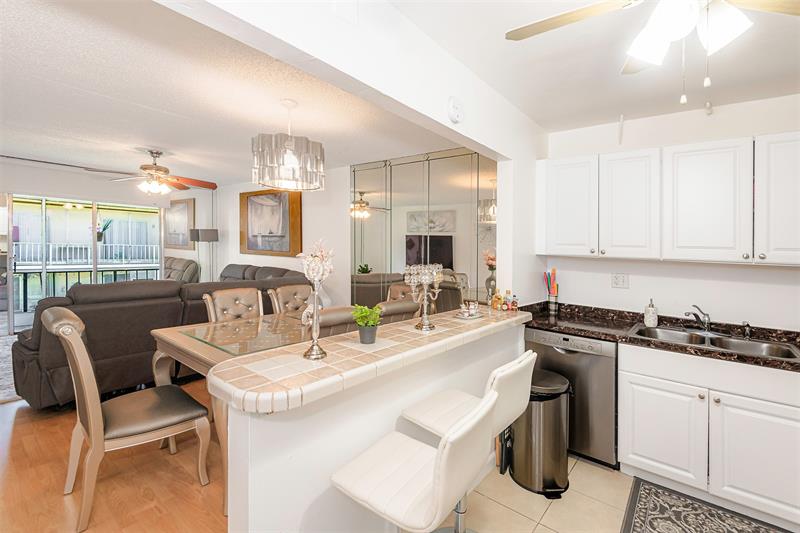 Image 13 of 27 For 4123 88th Ave  206