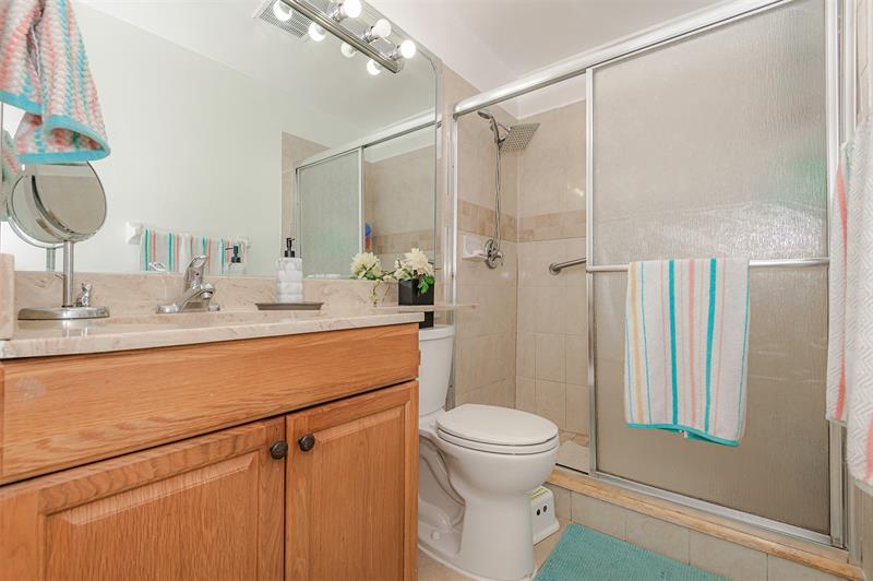 Image 20 of 27 For 4123 88th Ave  206