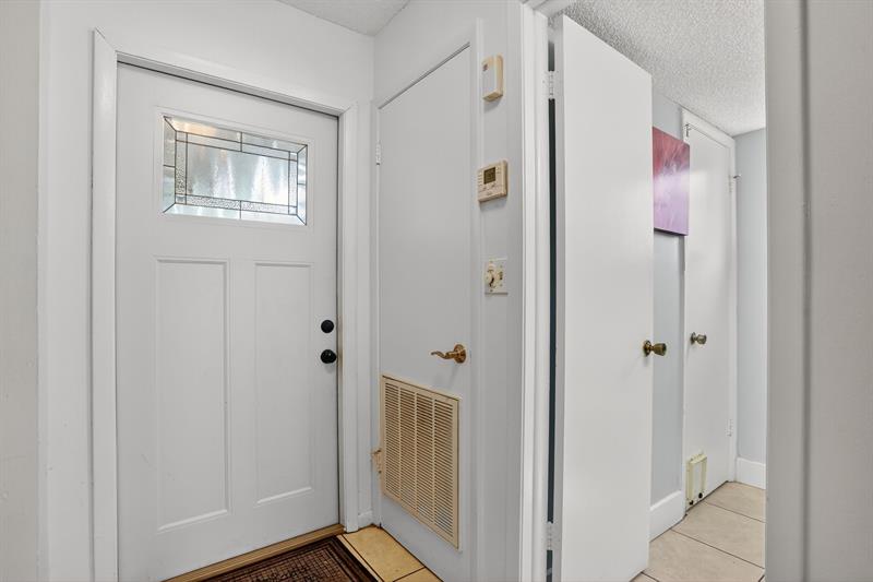 Image 20 of 38 For 1343 Sussex Dr