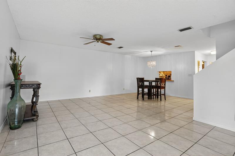 Image 25 of 38 For 1343 Sussex Dr