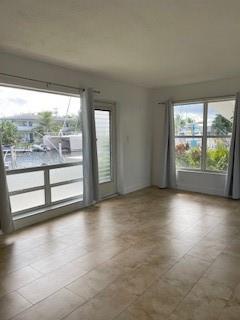 Image 4 of 12 For 2824 33rd Ct  1