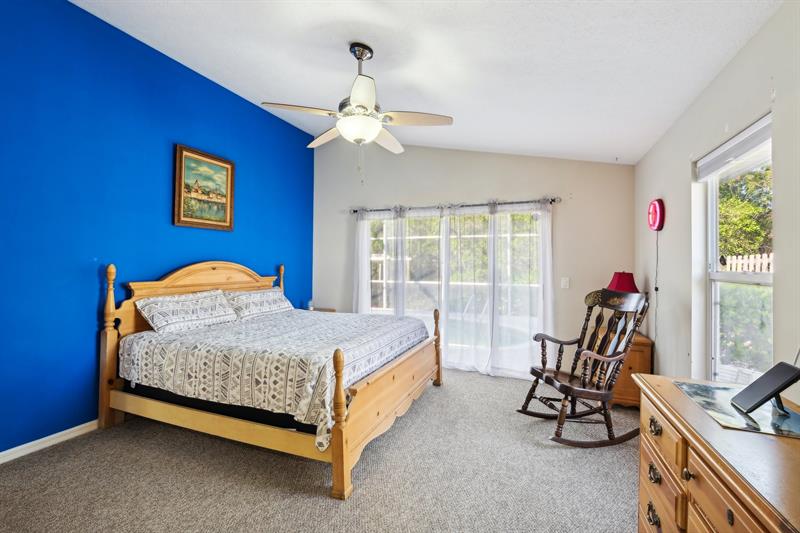Image 17 of 42 For 212 14th Pl  