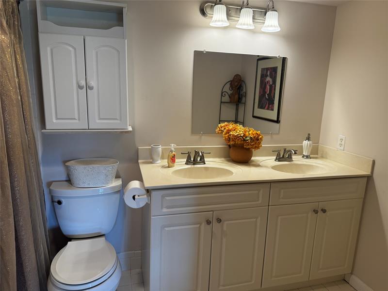 Image 21 of 68 For 3302 Aruba Way  M1