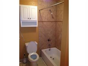 Image 7 of 7 For 4096 Pine Island Rd  2106