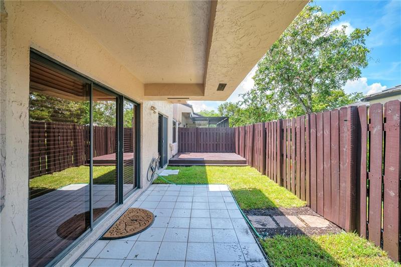 Image 26 of 26 For 9364 Chelsea Dr N