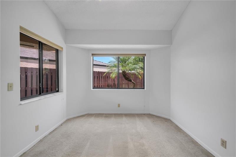 Image 6 of 26 For 9364 Chelsea Dr N