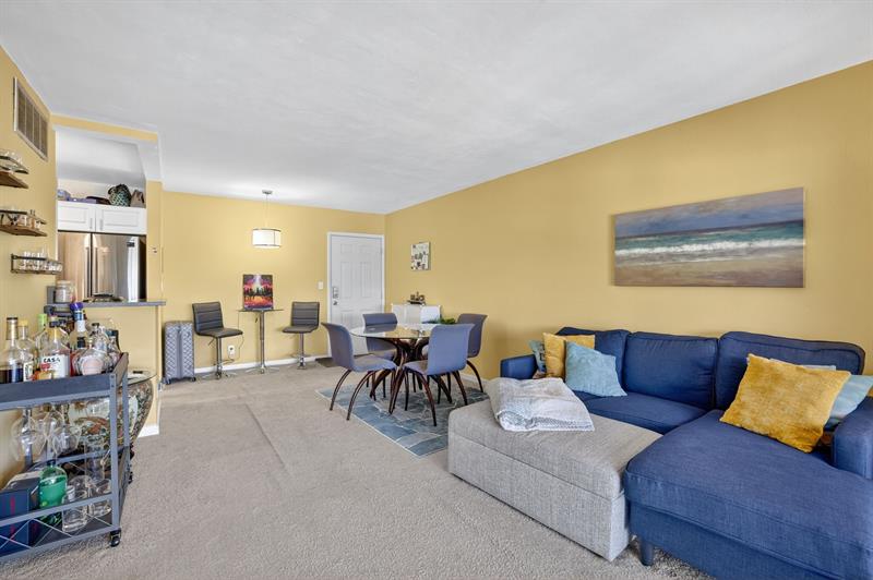 Image 11 of 43 For 3040 16th Ave  411