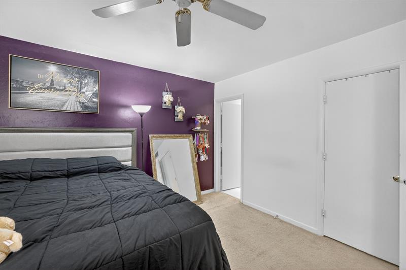 Image 15 of 43 For 3040 16th Ave  411