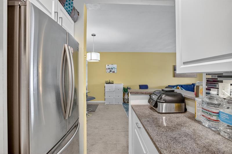 Image 20 of 43 For 3040 16th Ave  411