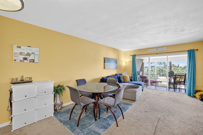 Image 7 of 43 For 3040 16th Ave  411
