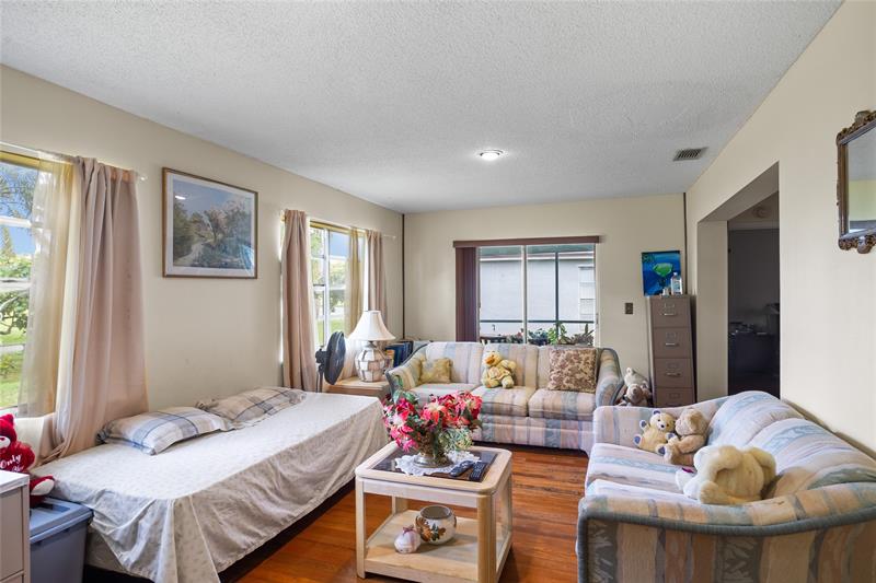 Image 6 of 21 For 6301 Silver Moon Ln