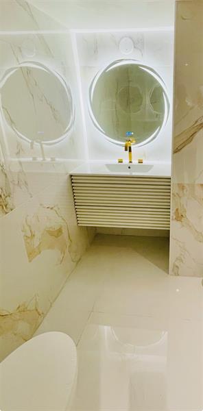 Image 4 of 4 For 3125 Oakland Shores Dr  B203