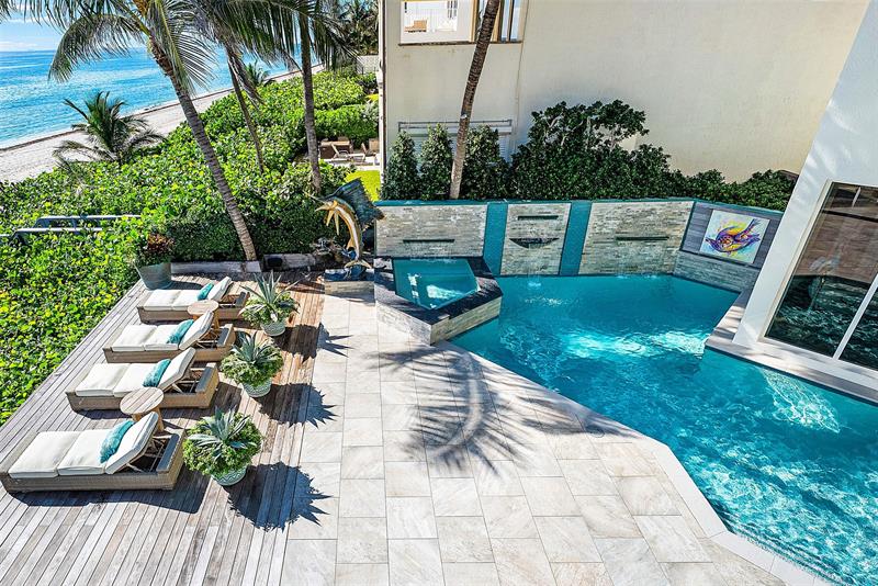 Image 10 of 62 For 3567 Ocean Blvd