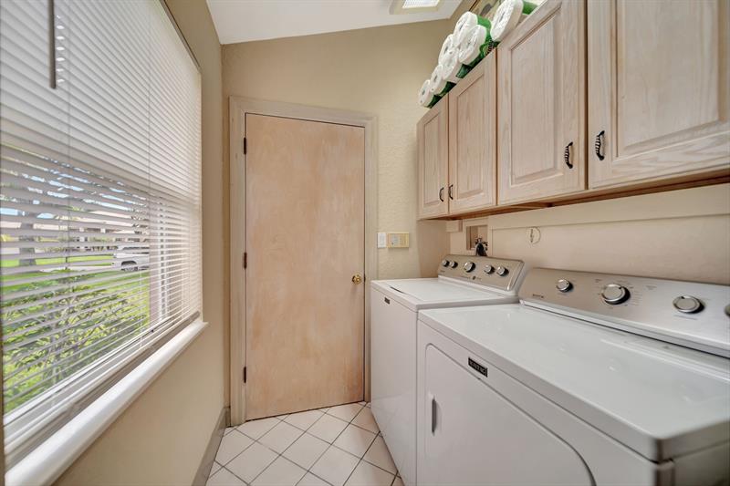 Image 18 of 73 For 4944 Chardonnay Dr