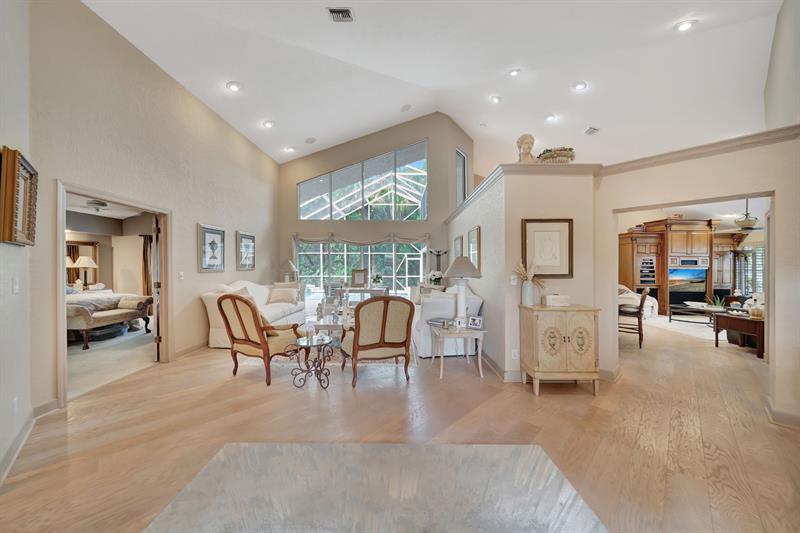 Image 20 of 73 For 4944 Chardonnay Dr