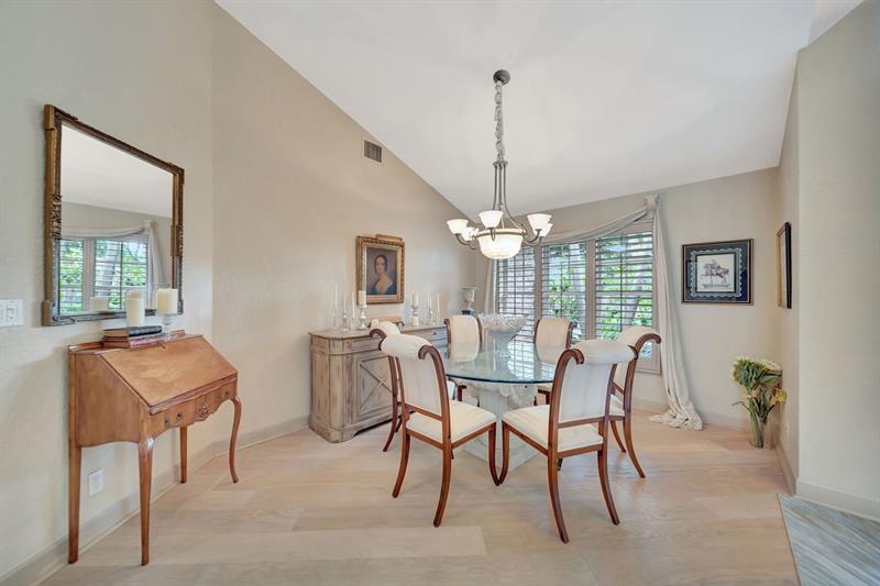 Image 23 of 73 For 4944 Chardonnay Dr