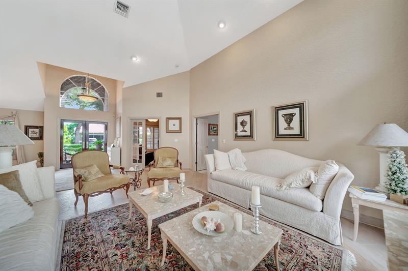 Image 28 of 73 For 4944 Chardonnay Dr