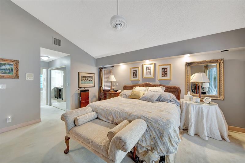 Image 32 of 73 For 4944 Chardonnay Dr
