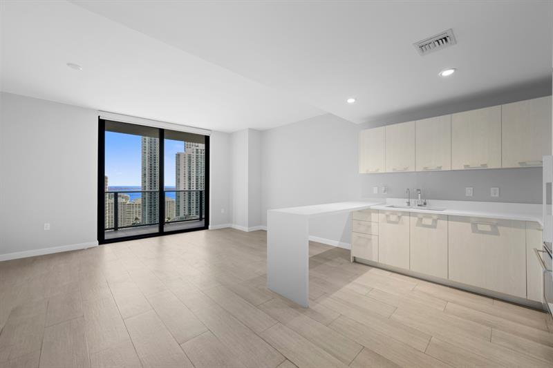 Image 2 of 21 For 45 9th St  2602