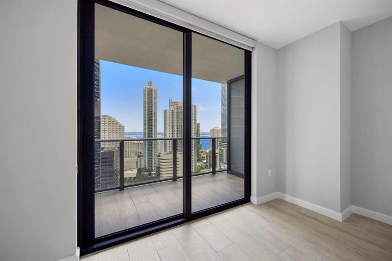 Image 7 of 21 For 45 9th St  2602