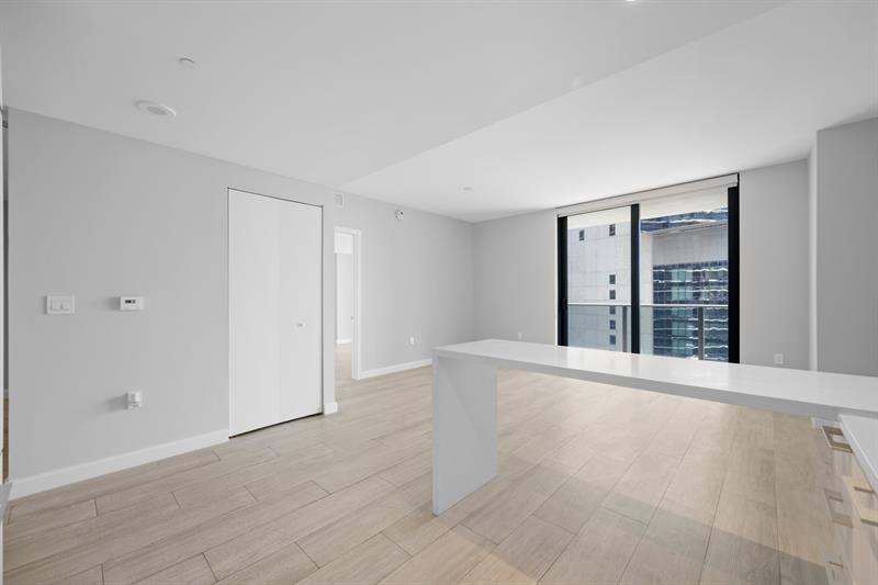 Image 8 of 21 For 45 9th St  2602