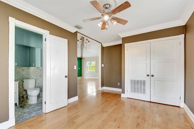 Image 15 of 35 For 1448 Funston St